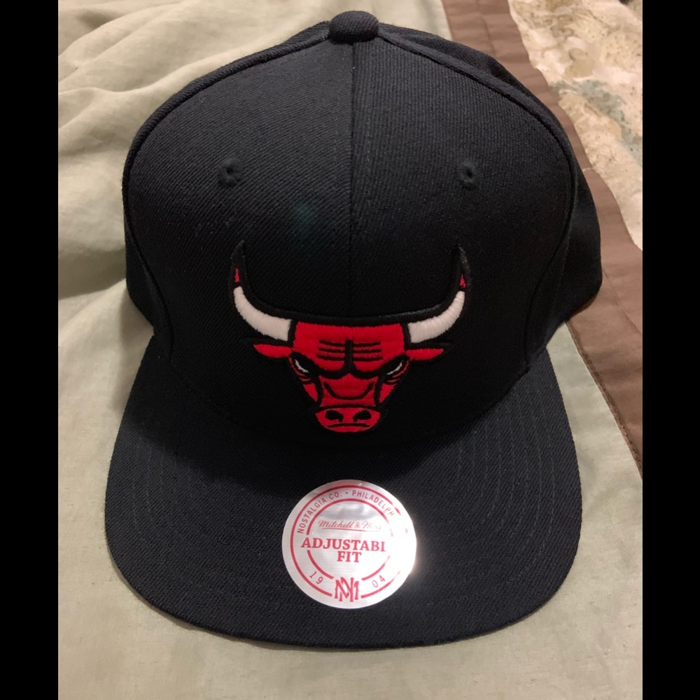 Chicago bulls Mitchell and ness hat